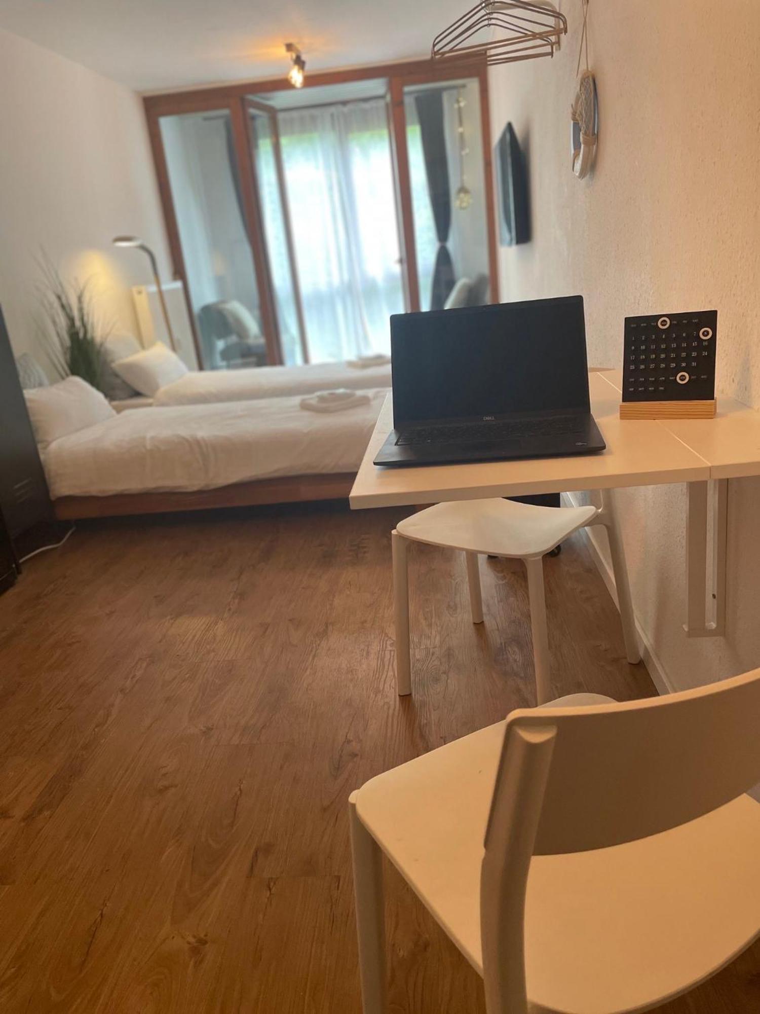 Apartment Mit Kuechenzeile, Stadtnah & Kostenlos Parken Passavia Esterno foto